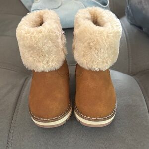 Zara Tan Kids Boots with Faux Fur